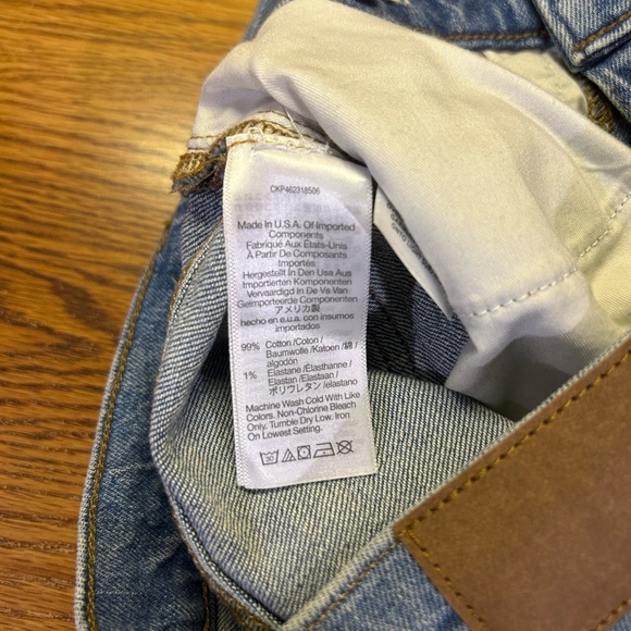 Madewell The Mid-Rise Perfect Vintage Straight Jeans, size 24. - Picture 10 of 10